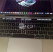 Macbook pro with touchbar 500 GB photo 3