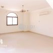 Well-located Standalone Villa in Al Sadd - صورة %index%