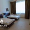 Fully-furnished 3BR plus 1 Maid's Room Apartment in West Bay - صورة %index%