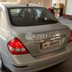 Nissan Tiida 2012 photo 4