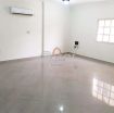 Semi furnished 2 bedrooms in Bin Mahmoud - صورة %index%