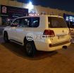 Land cruiser model 2011 in a very good condition photo 4