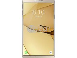 Samsung A 8 ( 2017) Gold color , Used like new in Qatar