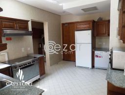 Stunning 5-Bedroom plus 1 Maid's Room, Villa in West Bay Lagoon for rent in Qatar