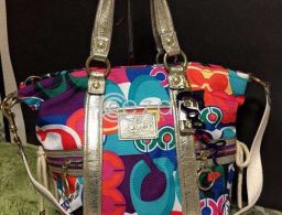 Authentic COACH 2way bag in Qatar