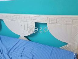 سرير ودولاب in Qatar