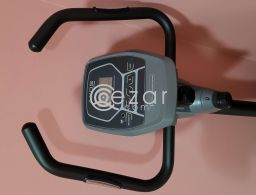Exercise Cycle With Digital Display for Daily Workout in Qatar