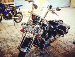 Harley roadking in Qatar