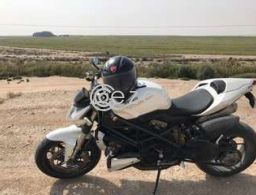 Ducati Streetfighter S (1099) for sale in Qatar
