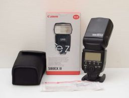 Canon speed light 580-EX ll in Qatar