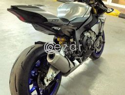 2015 YAMAHA R1M in Qatar