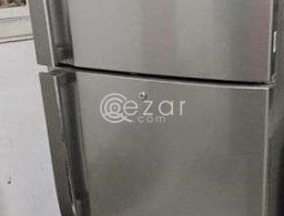 LG refrigerator For sale Very Good condition in Qatar