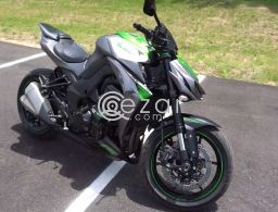 2016 Kawasaki Z1000 ABS WhatsApp in Qatar