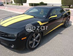 CAMARO 2012 V6 - Mint condition in Qatar