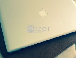 Macbook pro I7 in Qatar