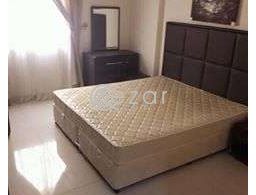 للأجار في منطقة السد عند الرويال بلازا. 30 شقة جديدة مفروشة فرش كامل (جديد) متكونة من عدد 2 غرف 1 صا for rent in Qatar