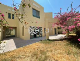 Gorgeous Compound Villa with a Pool for rent in Qatar