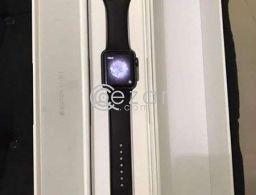 Apple sports watch like new with all accessories in Qatar