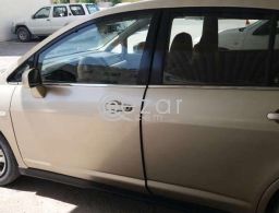Nissan Nissan Tiida for sale in Qatar