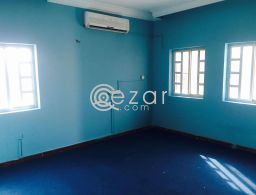 Studio family room villa portion available in Al Dafna للإيجار في قطر