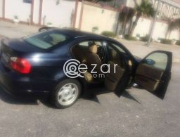 BMW BMW 320i for sale in Qatar