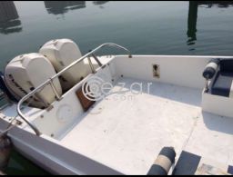 Boat with Touch screen GPS Garmin, Garmin VHF Marine radio in Qatar