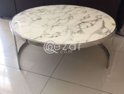 Coffee table للبيع في قطر