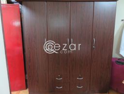 4 doors wardrobe for sale للبيع في قطر