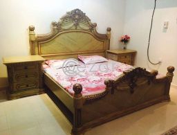 package; Bed king size+Dressing Table+Cupboards for sale in Qatar
