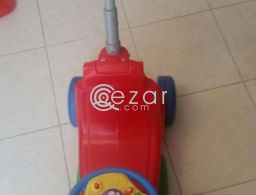 ELC Children's push car. In very good condition in Qatar
