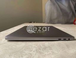 Macbook pro with touchbar 500 GB in Qatar