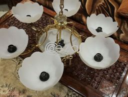 Chandelier للبيع في قطر