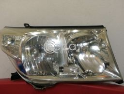 LAND CRUISER VXR HEAD LAMP USED FOR SALE. in Qatar