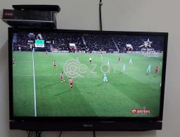 32 LED Toshiba Tv + Airtel HD receiver + Big Dish, LMB & Remote in Qatar