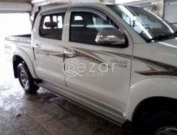 For sale Toyota Hillux 2015 Model for sale in Qatar