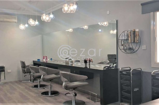 Established Ladies Salon for Sale photo %index%