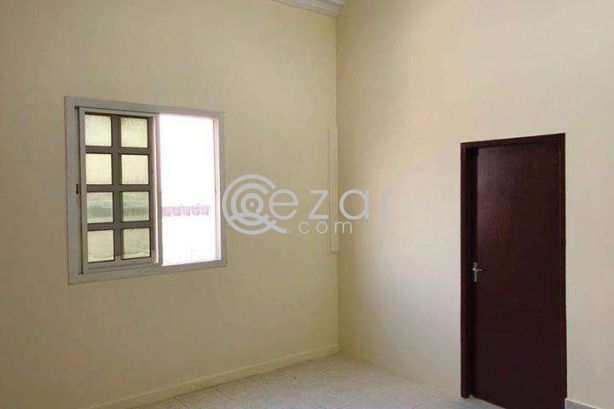 Good looking Big Studio Rent start in 2300 in Hilal. STUDIO 2300 2500 2700 1 BHK 2800 3500 3600 A - صورة %index%