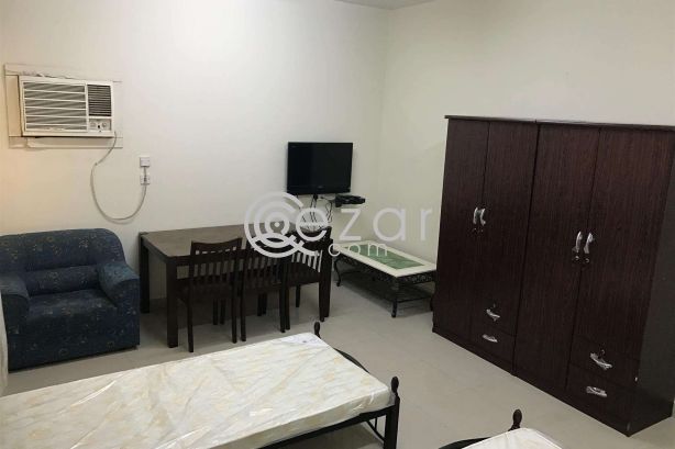 Fully furnished executive bachelor accommodation - صورة %index%