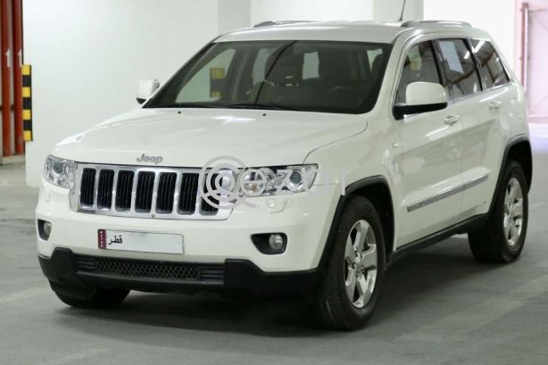 GRAND CHEROKEE LAREDO 2012 photo 2