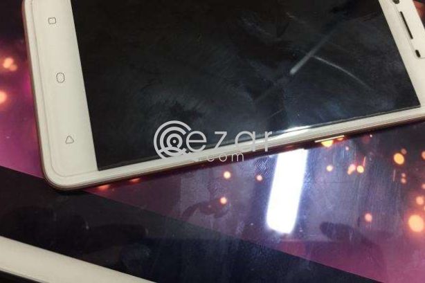 Samsung Note 3 with different cases photo 1