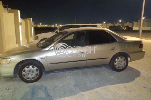 Honda Accord 1999 photo 2