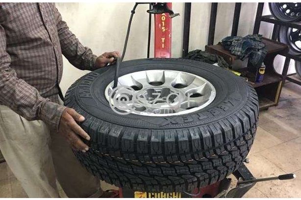 2012 perfect FJ cruiser main condition - صورة 6