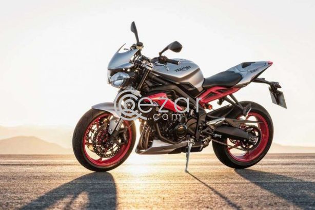 Triumph Street Triple 675 - صورة 1