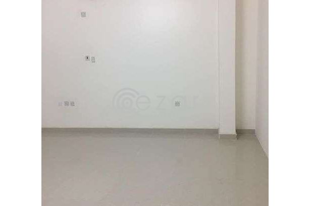 Excellent 1BHK available in al hilal for families - صورة %index%