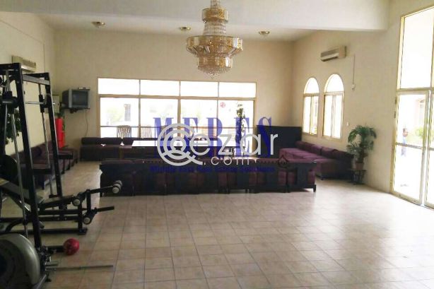 3 Bedroom Semi Furnished Compound Villa in Aziziyah - صورة %index%
