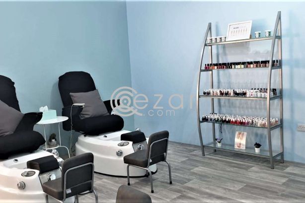 Established Ladies Salon for Sale photo %index%