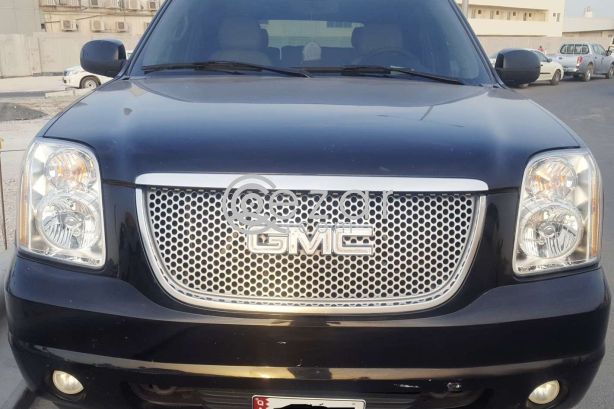 2007 GMC YUKON photo 3