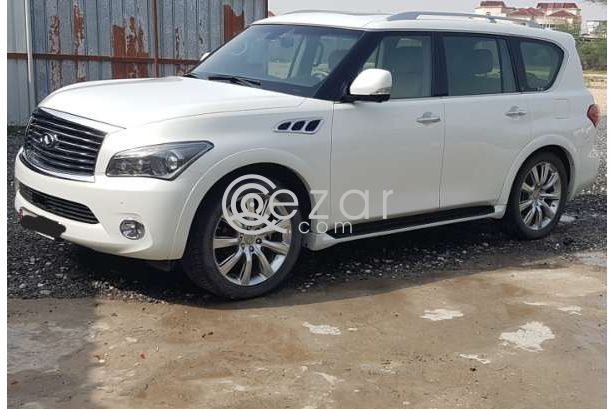 VIP Infiniti QX56 2011 perfect condition photo 1
