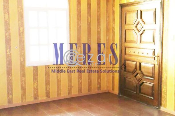 5 Bedroom Stand Alone Villa in Al Hilal - صورة %index%