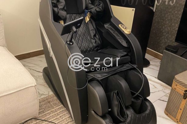 Massage chair photo 2